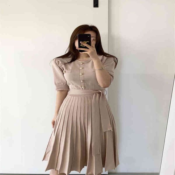 

spring and autumn womens sweater knitted dress womens pleated dress korean short-sleeved knitted sweater ladies, Black;gray