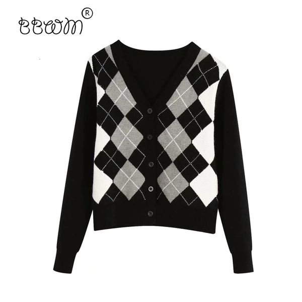 

2021 women england style argyle contrast colors cardigans vintage single breasted v-neck sweaters female chic jumpers cx200810, White;black