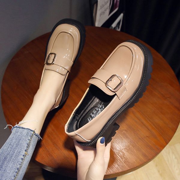 

shoes woman 2022 british style shallow mouth loafers with fur casual female sneakers metal chain round toe clogs platform oxford, Black;white