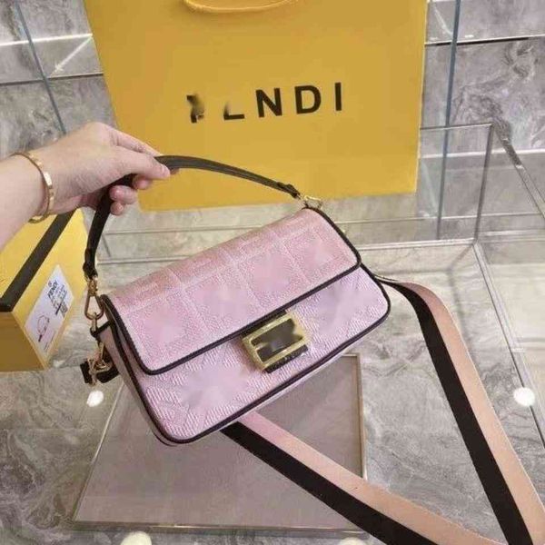 

branded crossbody handbag designer tote bag mini luxurys bags fend women's letter qi wei same color embroidered canvas stick portable o