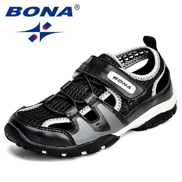 

baona new arrival classics style children sandals mesh hook & loop boys summer shoes outdoor girls shoes light 210306, Black;red