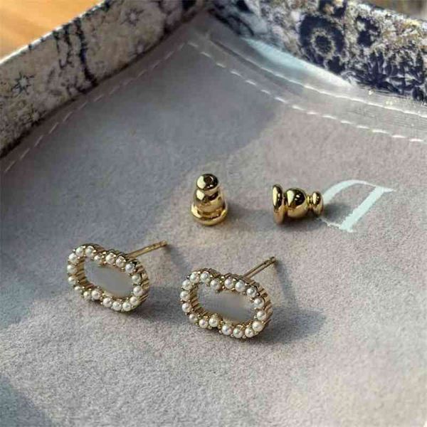 

/ letter earrings 2021 inlaid with pearl star, Silver