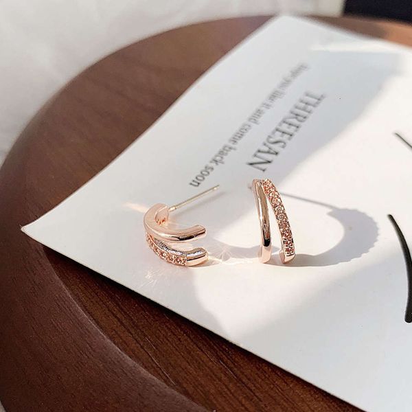 

simple earrings exquisite small personalized earrings, fashionable net red