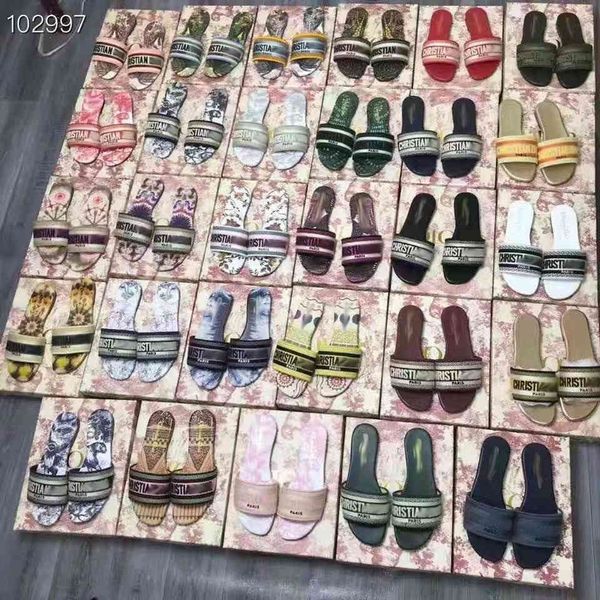 

high version family embroidered and printed flip flops for women, Black