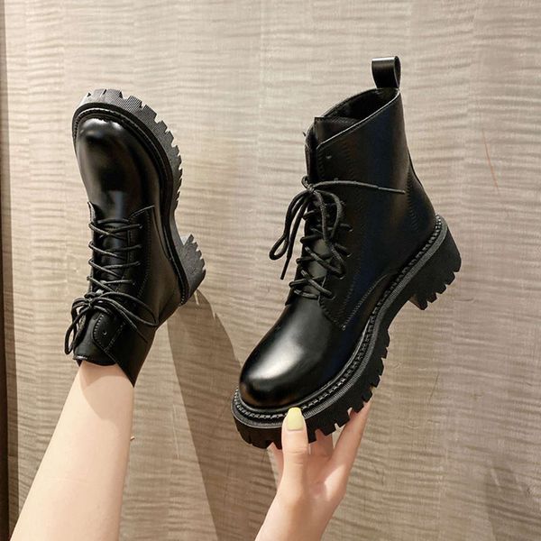 

boots martin female british style 2021 autumn winter thick heel motorcycle ins net red short student thin leather, Black