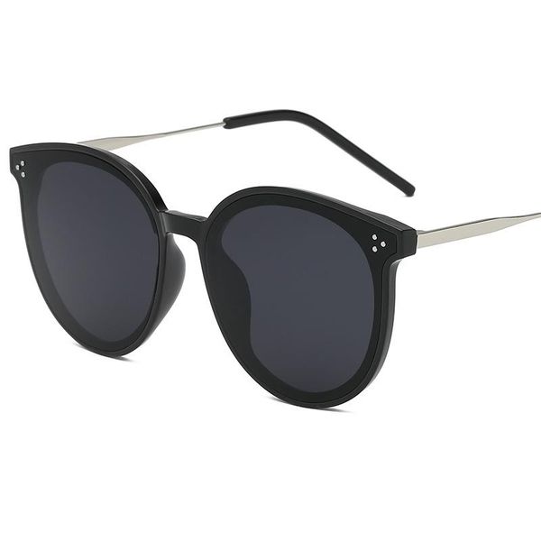 

sunglasses square circle 2021 fashion women colourful rivet glasses female male outdoor traveling eyeglasses uv400, White;black
