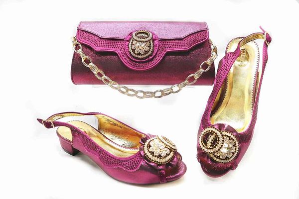 

autumn designs low heels peep toes shoes matching bag, Black