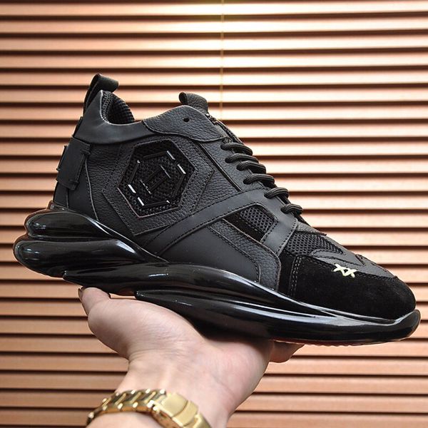 

2022 latest sports shoes spring and summer men sports shoess fashion trend designer brand mesh breathable non-slip outsole classic black men