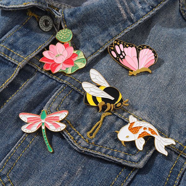 

dragonfly bee butterfly lotus carp shape brooches insect series flowers fish lapel pins european sweater backpack clothes alloy enamel badge, Gray
