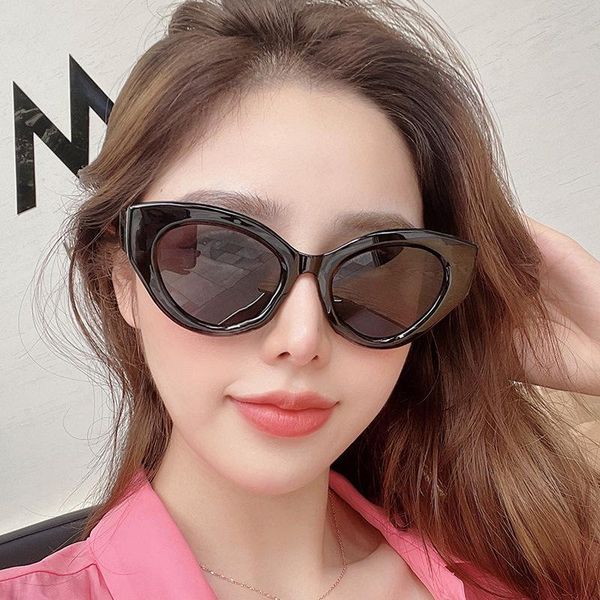 

sunglasses 2021 small cat eye fashion women vintage plastic mirror sun glasses female feminino uv400, White;black