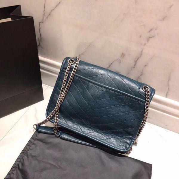 

2021 new arrival women chain handbags elegant shoulder bag fashion contrast colour shoulder bags crossbody free