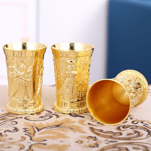

flask flagon european style liquor cups, luxury 50ml, fashion, creative metal, cup and relief crafts.