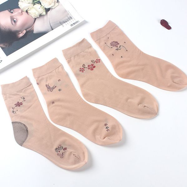 

spring summer women' jacquard middle-aged and old people' veet with heel thickened short stockings, Red;black