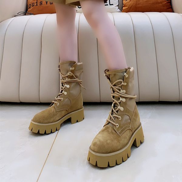 

autumn and winter outdoor versatile english frosted lace up thick bottom round head female martin muffin short boots, Black