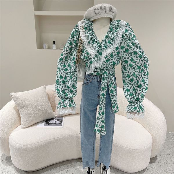 

spring summer women's fashions skinny temperament low-neckline lace stitched chiffon floral shirt bubble 3cka, Black;white