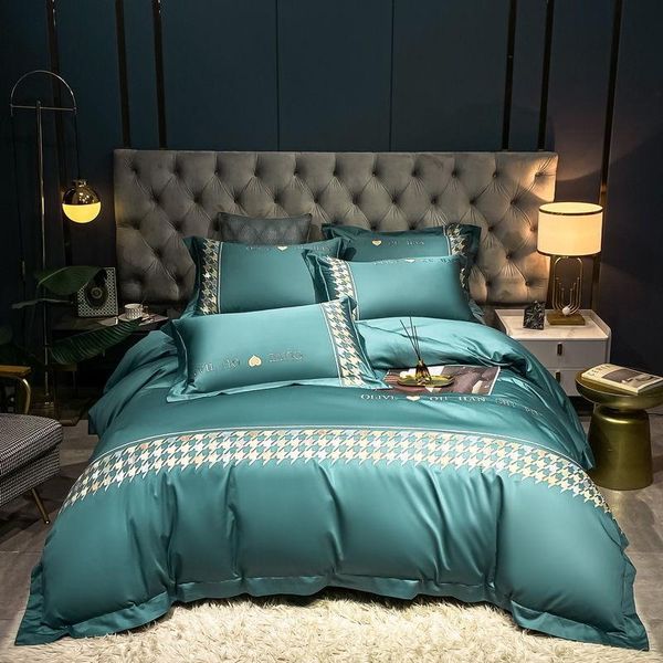 

bedding sets long-staple cotton embroidery four-piece simple european luxury