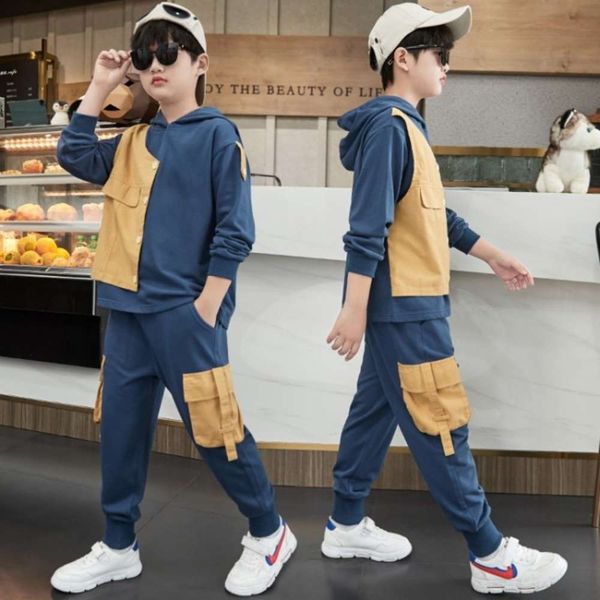 

2020 new spring and handsome boys' foreign sle sports children's two piece autumn suit, White