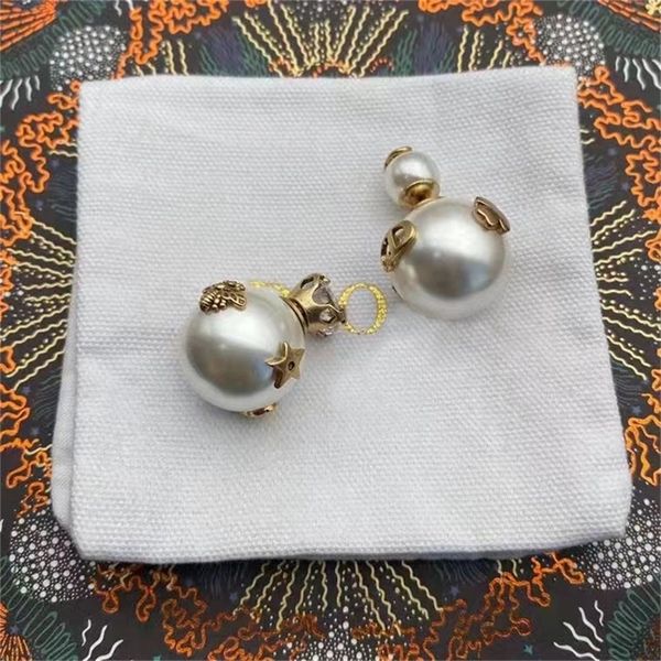 

85% off factory clearance year new classic pearl earrings inlaid with simple earrings, fashionable small fragrance and versatile, Golden