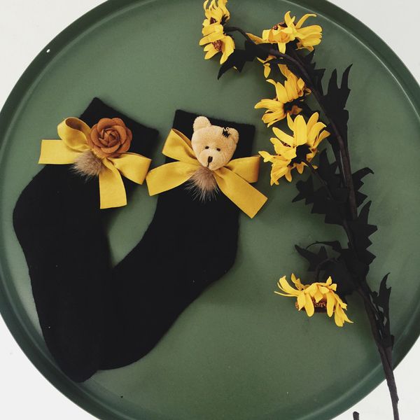 

pattkin doll bear hair thickened female rabbit wool pile socks, Red;black