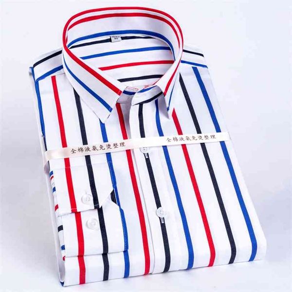 Camicia elegante da uomo antirughe a righe color block a maniche lunghe vestibilità standard colletto con bottoni nascosti camicie casual in puro cotone 210626