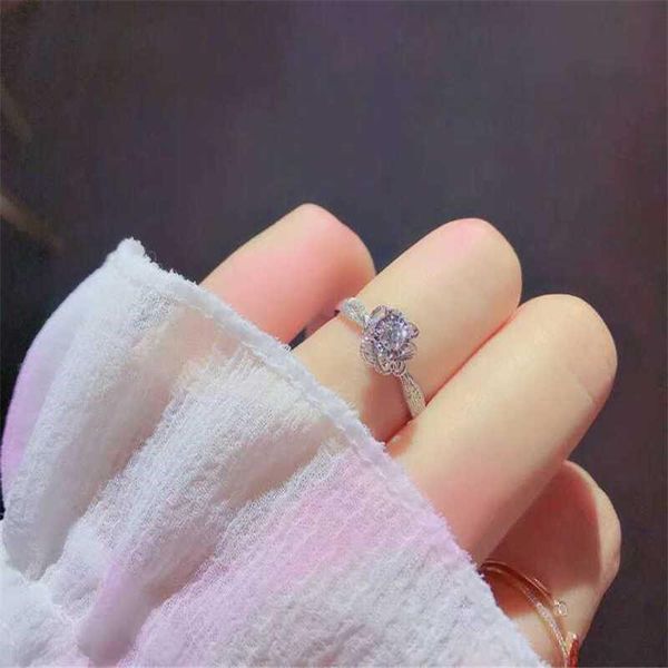 

cluster rings fashion gorgeous round cut flower ring bride wedding engagement jewelry, Golden;silver