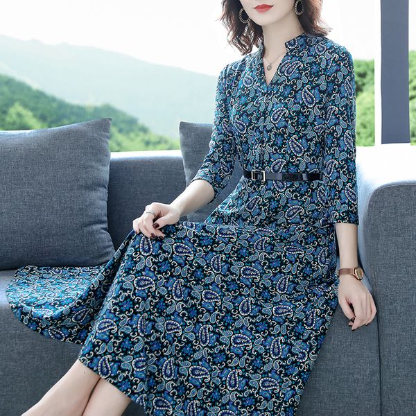 

2021 new v-neck spring summer lady printing belt women's plus three quarter sleeve pullover  5xl lfeq, Black;gray