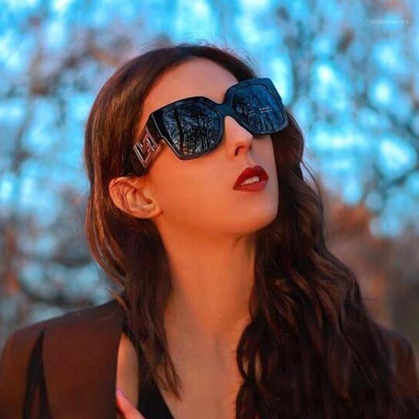 

trendy fashion women black glasses designer sunglasses big frame oversized shades men elegant eyewear uv400, White;black