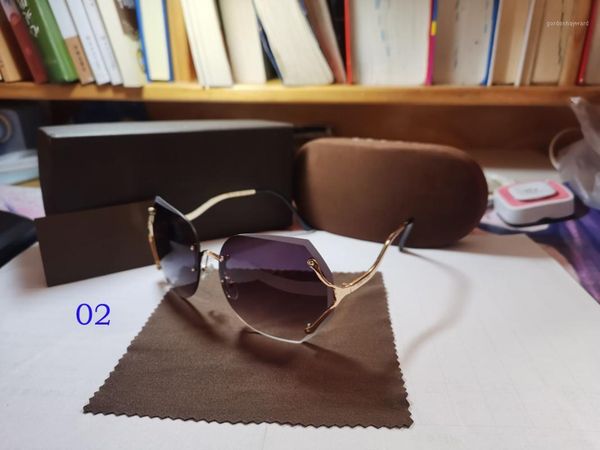 

brand women's sunglasses fashion party uv400 uv the big lenses are crystal clear, White;black
