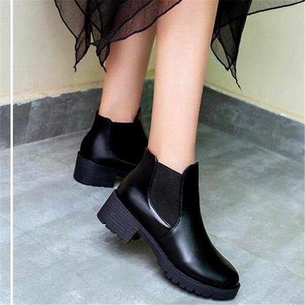 

boots 2021 autumn and winter versatile locomotive female short riding with mouth fashion solid color women's, Black