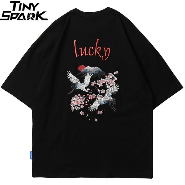 

hip hop t shirt men japanese streetwear embroidery crane sakura lucky t-shirt japan style harajuku tshirt cotton tees 210317, White;black