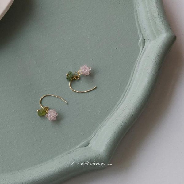 

stud grape vintage design female temperament creative and elegant women earrings hypoallergenic fashion, Golden;silver