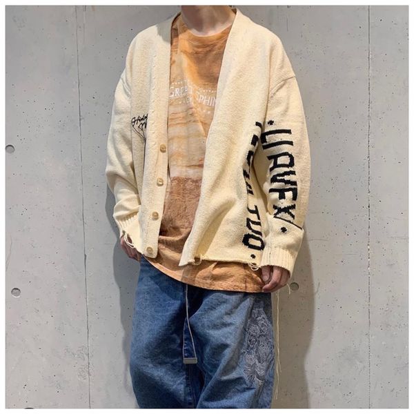 

2021 new england fenggao retro street knitwear men's letters washed destroy tassel shell buckle v-neck cardigan sweater couple 7ttg, White;black