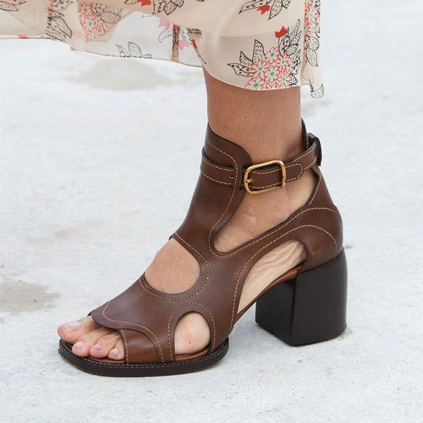 

new 2021 fashion pumps genuine leather summer high heels peep toe woman casual sandals 34-43 vintage shoes hollow out buckle, Black