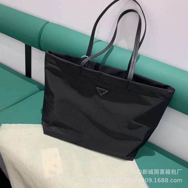 

envelope female new high-capacity nylon tote bag versatile one shoulder armpit bag shopping purses clearance