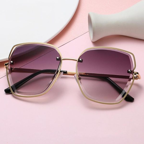 

sunglasses 2021 square gold frame designer sun glasses women fashion big shades uv400 vintage eyewear gafas goggle, White;black