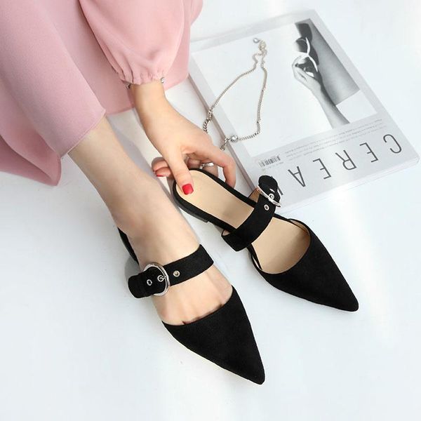 

2021 new pointed toe half slippers female summer wear fashion sandals flat bottom no heel lazy shoes, Black