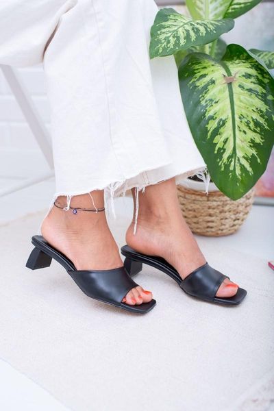 

slippers low-heeled single band braided, Black