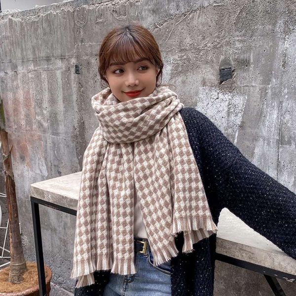 

2020 qianniaoge new plaid cashmere like shawl women's winter thickened short beard korean scarf, Blue;black
