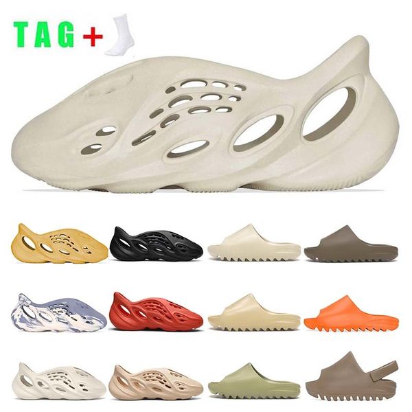 

2021 kanye slides shoes slippers moon grey platform sandals sport sneakers mens womens foam runner desert sand resin orange bone fashionzly, Black