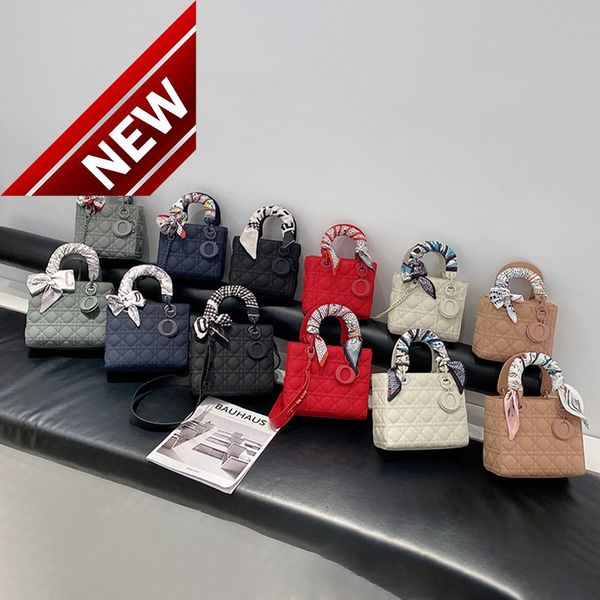 

matte princess diana bag 2022 new lingge chain handbag versatile one shoulder messenger