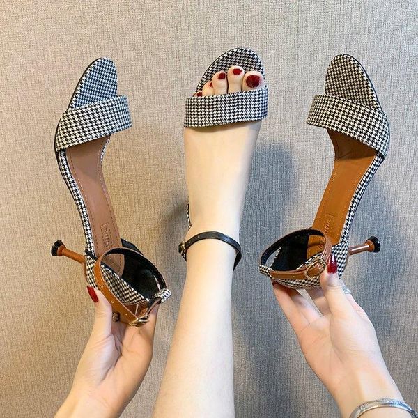 

sandals women's 2021 summer fashion fabric open-toe stiletto lattice one-word buckle shoes, Black