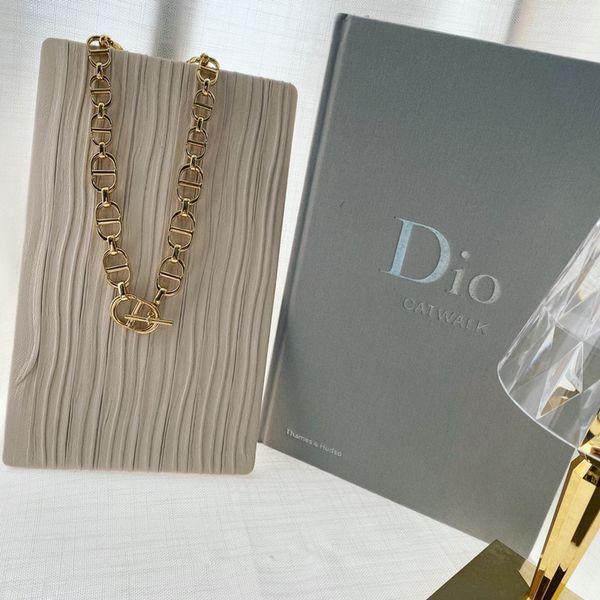 

designer jewelry family's new fashion necklace, Silver