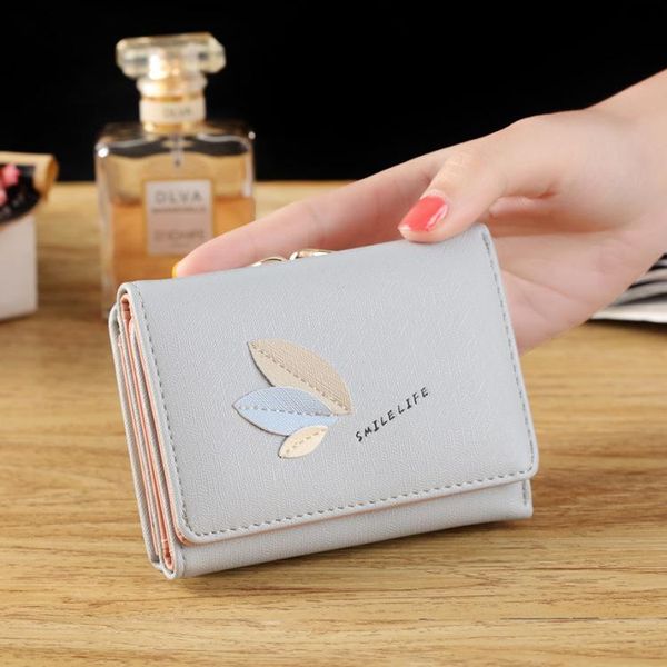 

wallets 2021 simple leaf leisure student coin purse buckle three-fold card lady wallet female short section, Red;black