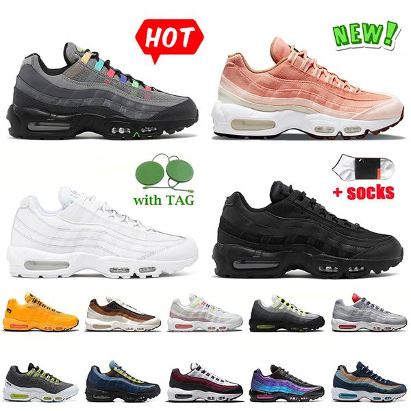 

2022 fashion women mens trainers 95 95s running shoes evolution of icons pink neon triple white black mesh bordeaux nyc kim jones cork navy