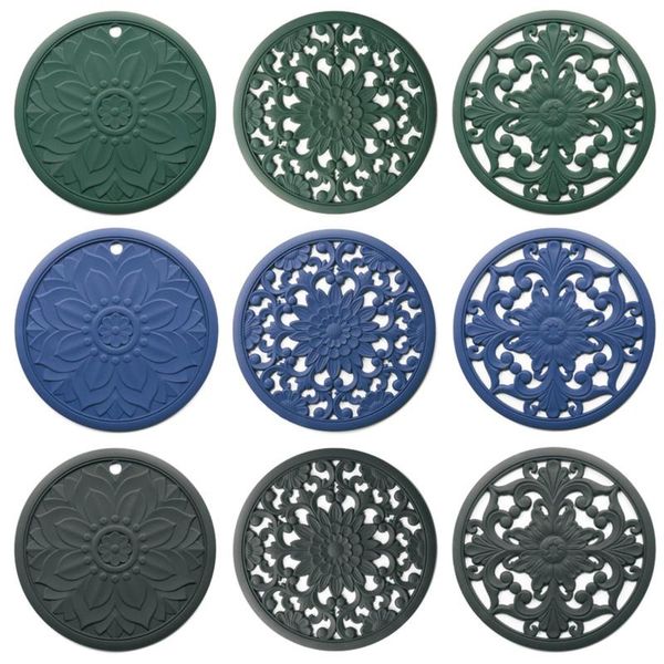 

mats & pads 2021 table mat 3pcs exquisite hollow carved silicone insulation pad anti-scald pot wearproof and anti-skidding