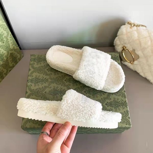 

2021 luxury winter women slippers indoor ladies fur fluffy furry warm comfortable slides sandals home necessary soft flat soled platform sho, Black