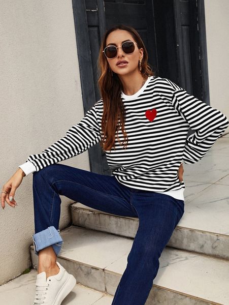 

striped and heart patched drop shoulder sweatshirt f9gi#, White;black