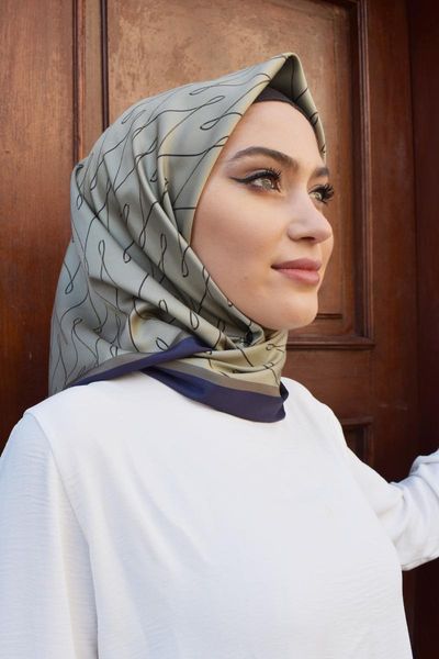 

ethnic clothing 21 'creations basic twill scarf women 2021 fashion hijab, Red