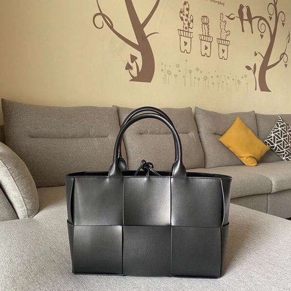 

70% off luxury handbag female 2021 new large woven tote portable simple versatile one shoulder messenger bag kphk inwf