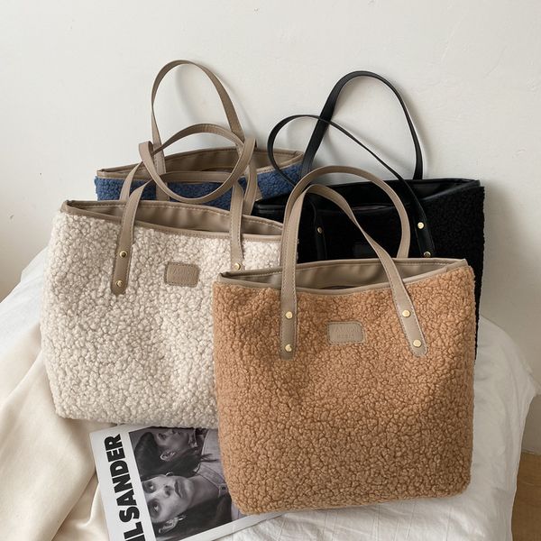 

lamb faux fur ladies crossbody shoulder bag solid color soft fluffy plush women messenger bags large capacity female casual tote c0225
